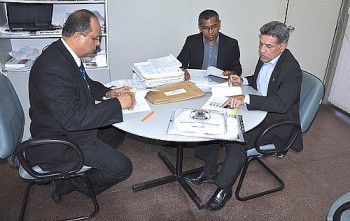 Delegados Carlos Reis, Medson Maia e Robervaldo Davino