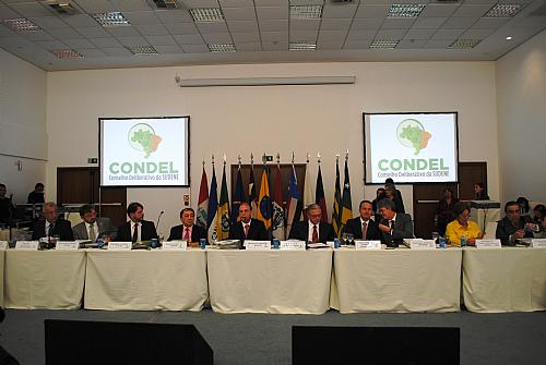 Ministro, superintendente da Sudene e governadores se reúnem em Alagoas