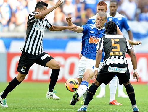 Cruzeiro e Santos empatam