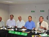 Renan defende aliança política entre PMDB e PSC para eleição de 2014