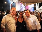 Senador Renan com a vice-prefeita Iolanda e o prefeito Cristiano Matheus em Marechal