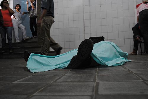 Vigilante é executado dentro de Centro de Saúde na Levada