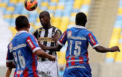 Bahia vence o Botafogo de virada