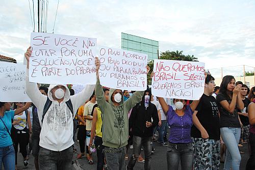 Manifestantes deverão ser proibidos de saur máscaras durante protestos