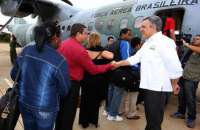 Mais Médicos: 3 mil cubanos embarcam para Estados onde atuarão