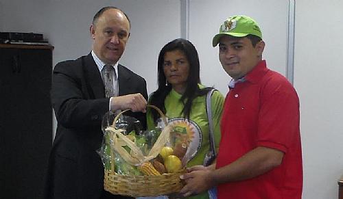 Ministro Pepe Vargas recebe lideranças camponesas