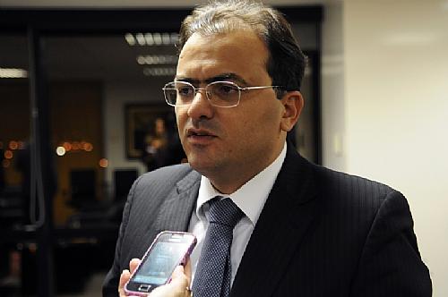 Marcus Vinícius, presidente da OAB nacional, ressalta apoio de Renan aos advogados