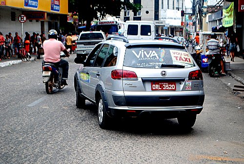 Táxis cadastrados e padronizados para o Viva