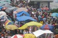 Quadrilha agia rotineiramente na “Feira da Sulanca” realizada no município de Caruaru