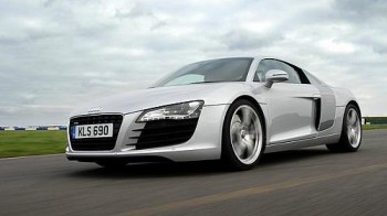 Veículos da empresa alemã Audi, como o R8 2005, podem ganhar novo recurso do Google