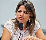 Flávia Morais: vemos, nos dias de hoje, um sem número de escândalos envolvendo adoções irregulares e, muitas vezes, criminosas, de crianças.