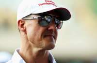 Schumacher está internado desde o final de dezembro, quando bateu a cabeça após cair enquanto esquiava nos Alpes