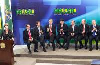 Renan acompanha a posse de seis novos ministros no Planalto