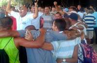 PMs comemoram fim da greve na Bahia após realização de assembleia