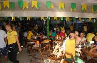 Vitória sofrida do Brasil é comemorada em vários pontos de Maceió