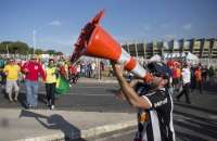 Atleticanos vão ao Mineirão e animam os arredores do estádio