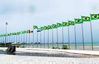 Homenagem da Secult à Copa do Mundo: bandeira do Brasil substitui a dos estados