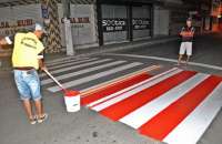 SMTT reforça pintura de sinalização durante a noite em Arapiraca