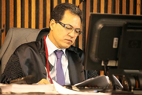 Juiz Geraldo Cavalcante Amorim, da 9ª Vara Criminal de Maceió, presidiu a sessão