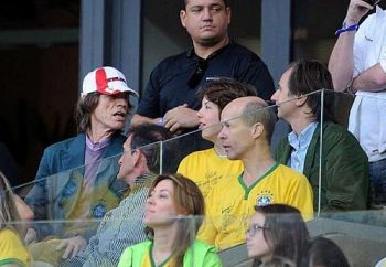 Líder dos Rolling Stones, Jagger assistiu ao massacre perto do ex-presidente do Atlético, Ricardo Guimarães