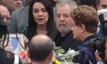 Lula e Dilma acompaham o velório de Eduardo Campos, em Recife