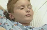 Menino de 9 anos teve 30 ferimentos pelo corpo após ser atacado três vezes por um jacaré na Flórida