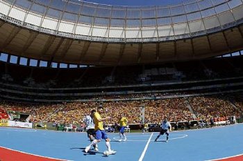 Brasil bate Argentina em 'maior jogo da história'
