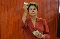 Dilma Rousseff é reeleita