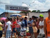 Duas pessoas foram baleadas perto da Escola Newton Sucupira, em Salvador