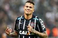 Guerrero celebra primeio gol na Arena Corinthians