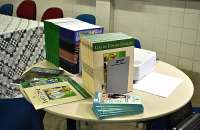 Prefeito realiza entrega de kits de biblioteca para escolas que obtiveram melhor índice no Ideb