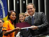 Renan Calheiros ressalta contribuição dos Jovens Senadores