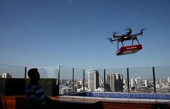 Pizzaria de Santo André (SP) testa entrega com drones