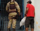 PM prende homem com “sacos de maconha” em Santana do Ipanema
