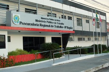 A empresa e o município de Maceió podem ser condenados a pagar indenização por dano moral coletivo no valor de R$ 100 mil
