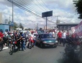 Protesto de vigilantes para o trânsito na Fernandes Lima