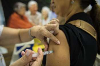 912444-agencia brasil_dia d_vacinação contra a gripe_mcam-1