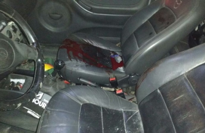 Sangue da vítima ficou no veículo
