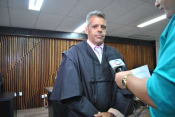 Advogado de defesa dos militares,  Welton Roberto