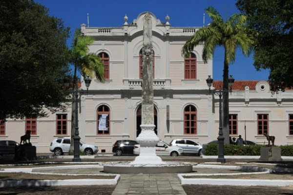 O prédio histórico de 150 anos foi transformado em museu em 1981, por iniciativa do teatrólogo Bráulio Leite Júnio