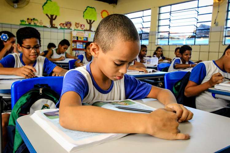 Alunos da Escola Municipal Lindolfo Collor vão participar da Olimpíada de Matemática em São Paulo. Foto: Pei Fon/ Secom Maceió