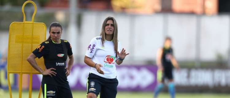 A técnica Emily Lima convocou 24 jogadoras para o amistoso contra a Bolívia. Alagoana Marta está entre as convocadas