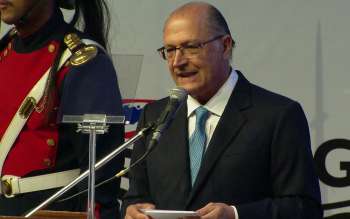 Geraldo Alckmin em cerimônia de transmissão de cargo de governador (Foto: Reprodução/TV Globo) 