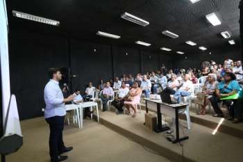 LDO: Prefeito Cacau apresenta projetos e ouve comunidade em Audiência Pública 