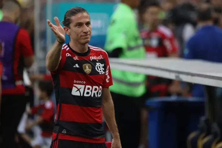 Filipe Luís compara Jorge Jesus a Simeone: 'Ele é mais divertido' Jornal  MEIA HORA - Flamengo