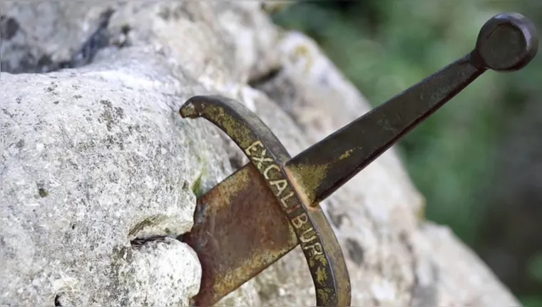 Excalibur: espada antigua descubierta en España